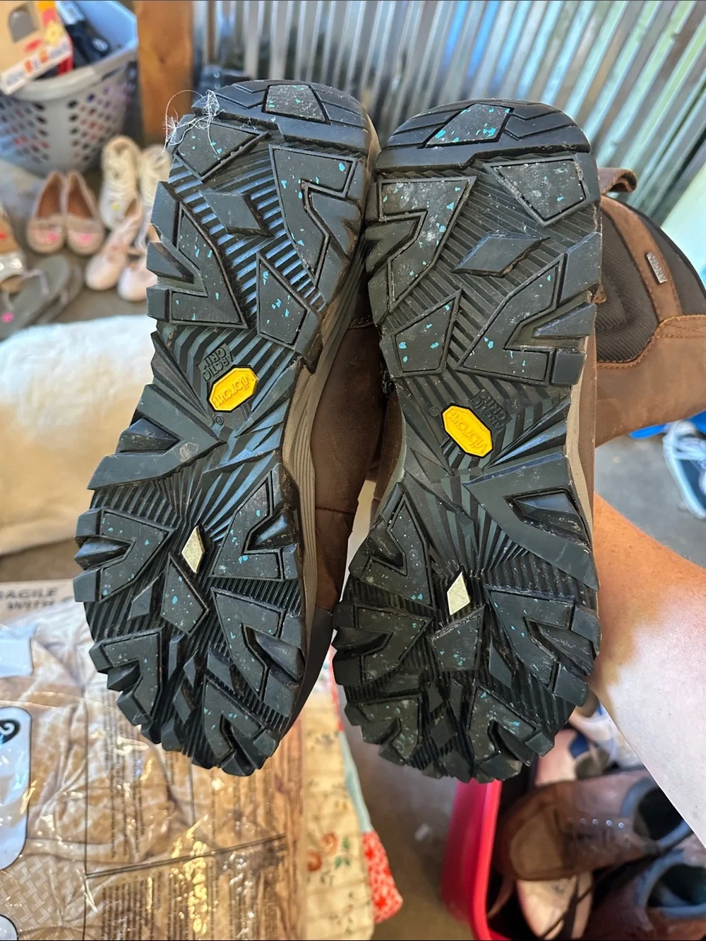 Vibram Men's Brown Slip-On Insulated Outdoor Boots
